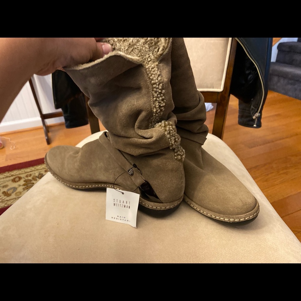 NWT Fur Lined Stuart Weitzman boots